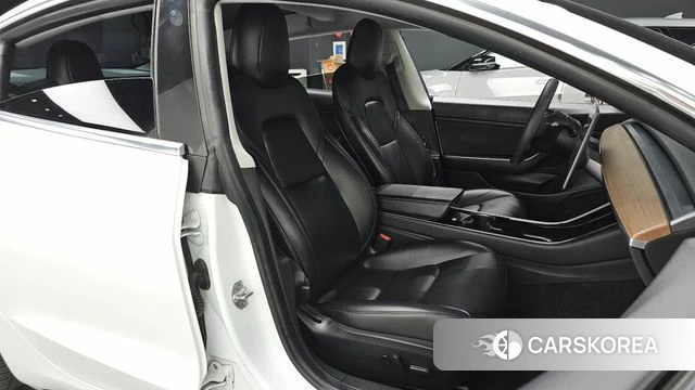 Tesla Model 3 id 4906849 из Кореи 18