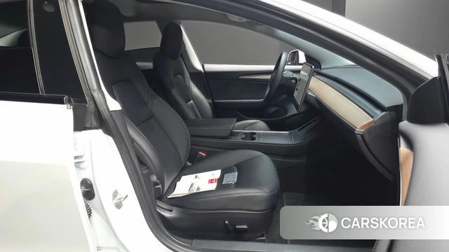 Tesla Model 3 id 4758811 из Кореи 18
