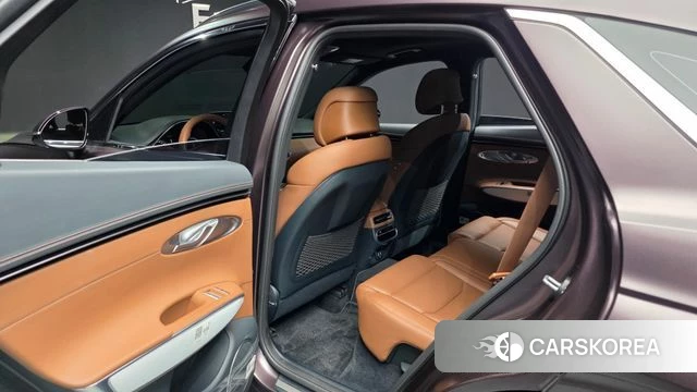 Genesis GV70 id 4935860 из Кореи 18