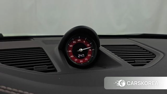 Porsche 911(992) id 4984960 из Кореи 18