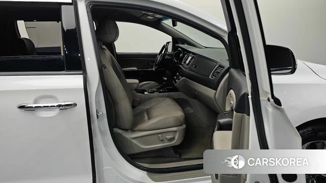 Kia The New Carnival id 5004163 из Кореи 18