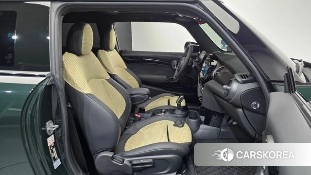 Mini Cooper S id 5046927 из Кореи 18