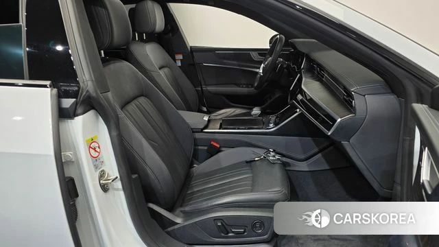 Audi A7 (4K) id 4980946 из Кореи 18