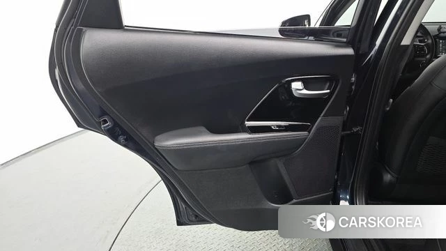 Kia Niro id 5042094 из Кореи 18