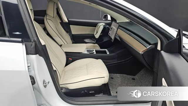 Tesla Model 3 id 4702647 из Кореи 18