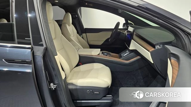 Tesla Model X id 5032567 из Кореи 18