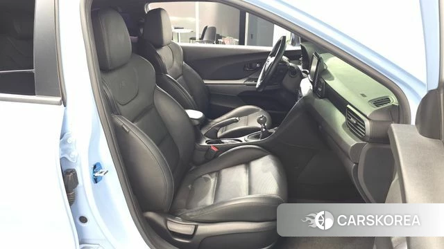 Hyundai Veloster (JS) id 4953009 из Кореи 18