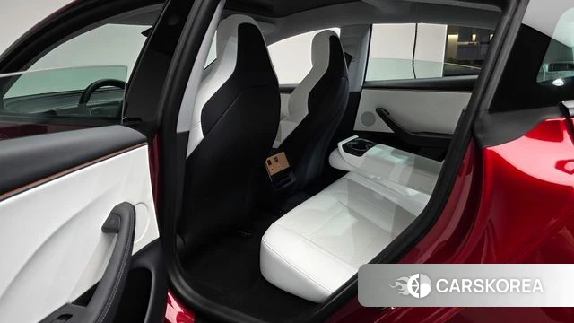 Tesla Model 3 id 5045472 из Кореи 18