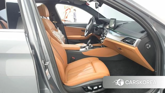 BMW 5 Series (G30) id 4981040 из Кореи 18