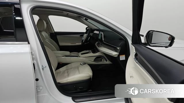 Hyundai The New Grandeur IG Hybrid id 5017650 из Кореи 18