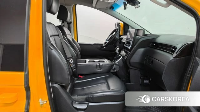 Hyundai Staria id 5016107 из Кореи 18