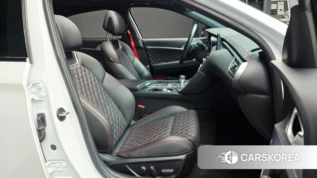 Genesis The New G70 Shooting Brake id 5027454 из Кореи 18
