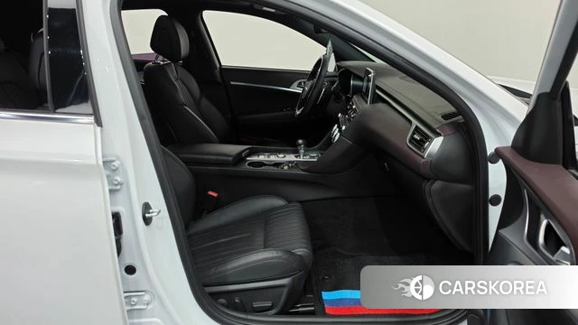 Genesis G70 id 4959981 из Кореи 18