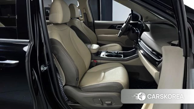 Kia The New Carnival 4th Generation id 5039148 из Кореи 18