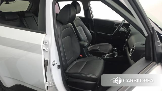 Hyundai Venue id 5041425 из Кореи 18