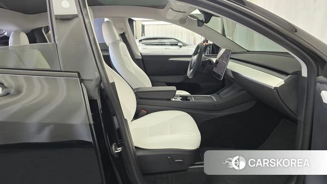 Tesla Model Y id 4778348 из Кореи 18
