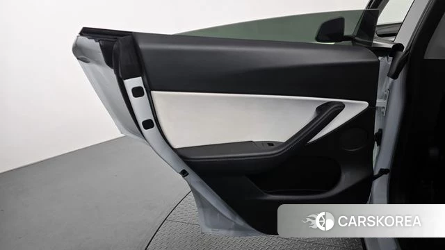 Tesla Model Y id 5012883 из Кореи 18