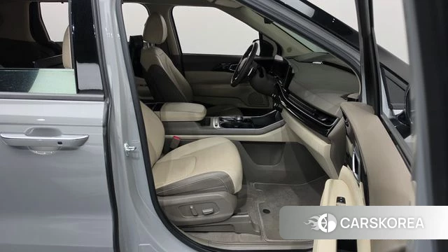 Kia The New Carnival 4th Generation id 5039351 из Кореи 18