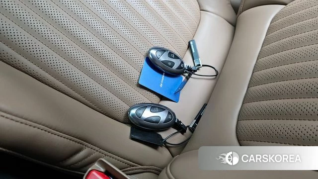 Hyundai Grandeur Hybrid (GN7) id 4974960 из Кореи 18