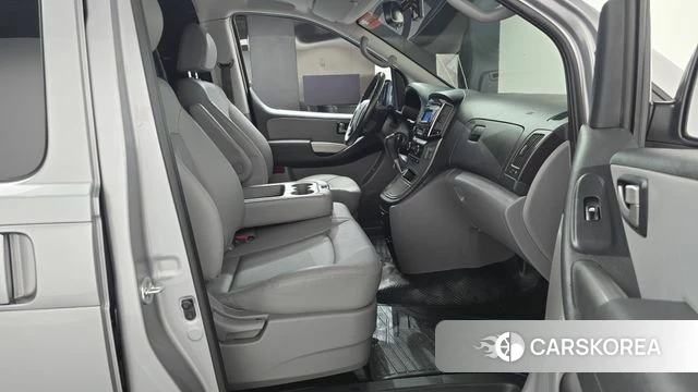 Hyundai The New Grand Starex id 4784888 из Кореи 18