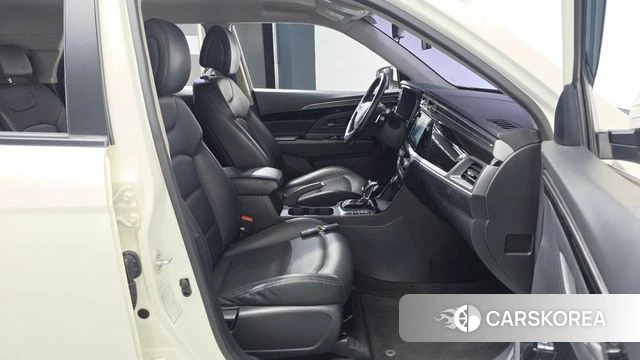 Ssangyong Beautiful Korando id 4977744 из Кореи 18