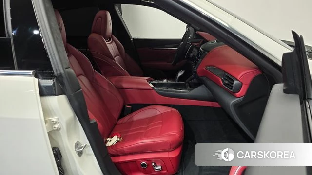 Maserati Levante id 4950505 из Кореи 18