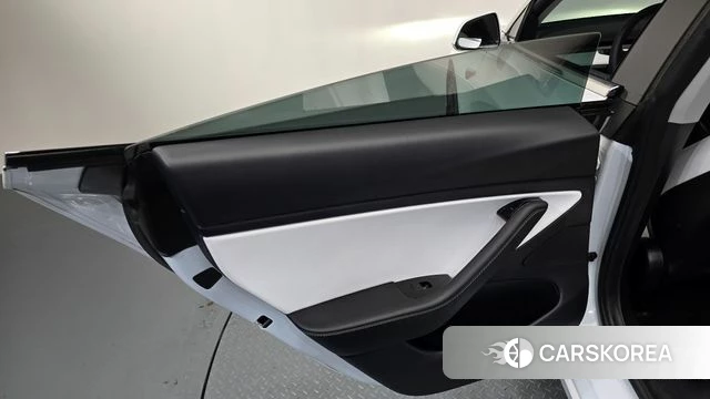 Tesla Model 3 id 4907050 из Кореи 18