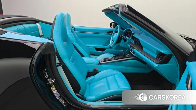 Porsche 911(992) id 4764543 из Кореи 18