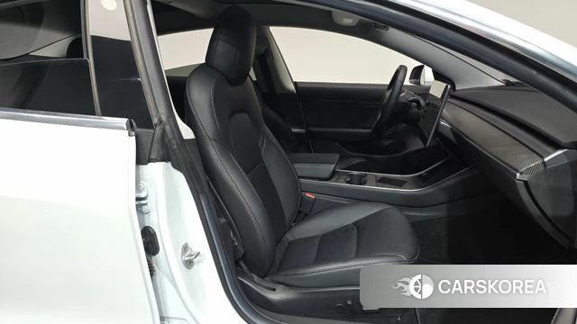 Tesla Model 3 id 4998273 из Кореи 18