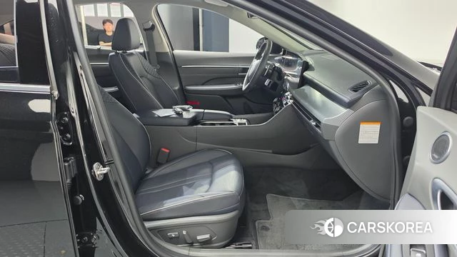 Hyundai Sonata D Edge Hybrid (DN8) id 4980393 из Кореи 18