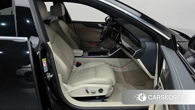 Audi A7 (4K) id 4952388 из Кореи 18