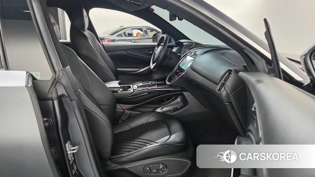Aston Martin DBX id 5023181 из Кореи 18