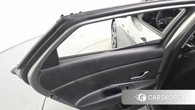 Hyundai Avante Hybrid (CN7) id 4997472 из Кореи 18