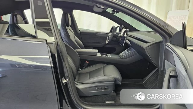 Tesla Model Y id 4767166 из Кореи 18