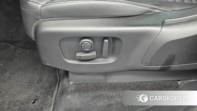 Land Rover Discovery 5 id 4906226 из Кореи 18