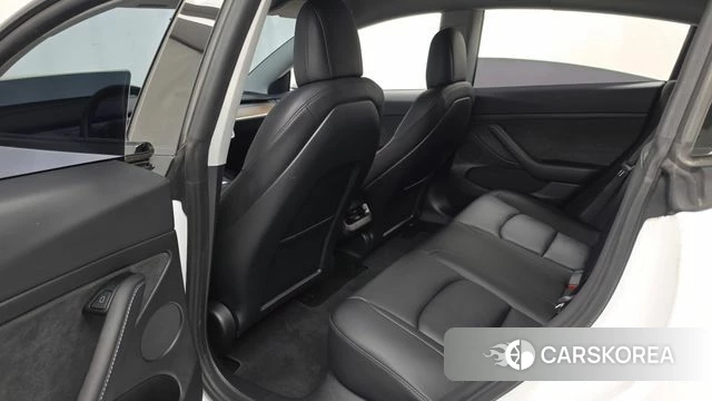 Tesla Model 3 id 4741227 из Кореи 18