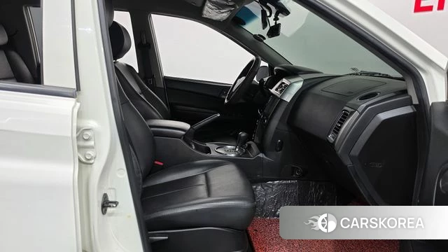 Ssangyong The New Korando Sports id 5048729 из Кореи 18
