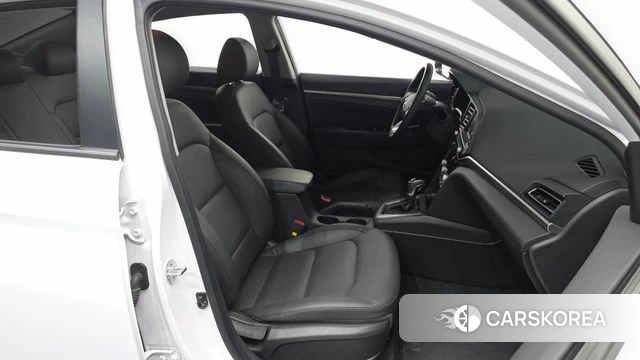 Hyundai The New Avante AD id 5048113 из Кореи 18