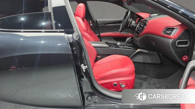 Maserati Ghibli id 4929313 из Кореи 18