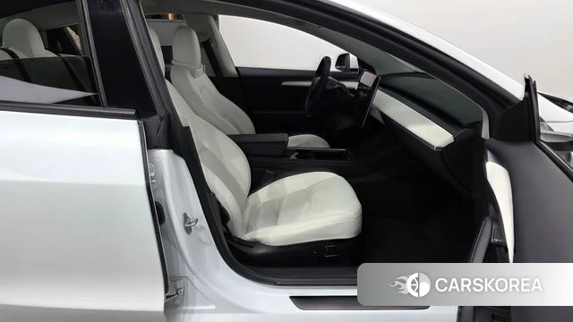 Tesla Model 3 id 5002606 из Кореи 18