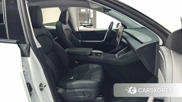 Tesla Model Y id 4655488 из Кореи 18