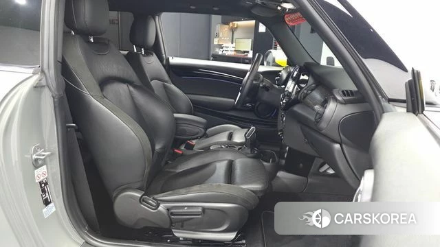 Mini Cooper Electric id 4917651 из Кореи 18