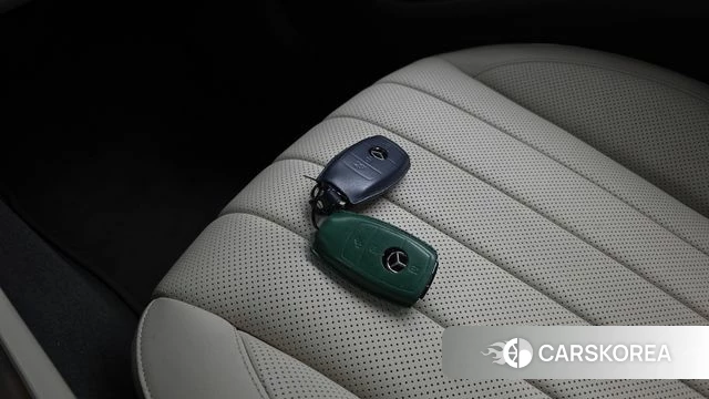 Mercedes-Benz E-Class W213 id 4958309 из Кореи 18