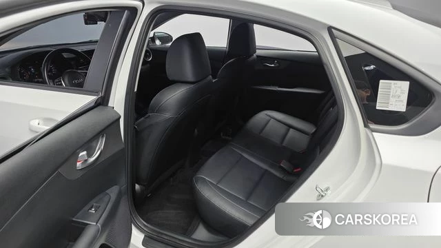 Kia Come New K3 id 5053908 из Кореи 18