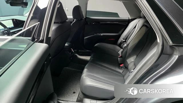 Hyundai Grandeur (GN7) id 5015832 из Кореи 18