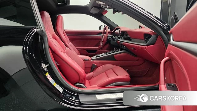 Porsche 911(992) id 4976688 из Кореи 18