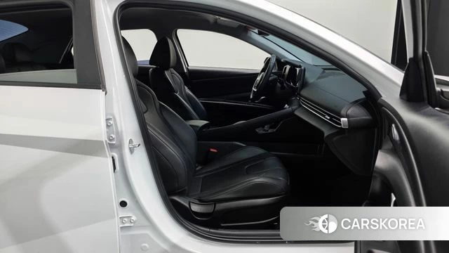 Hyundai Avante Hybrid (CN7) id 4942069 из Кореи 18