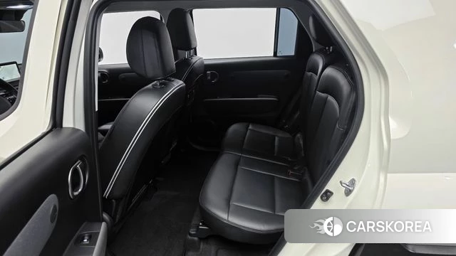 Hyundai Casper Electric id 5021000 из Кореи 18