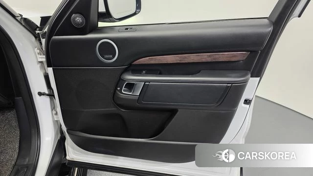 Land Rover Discovery 5 id 5048291 из Кореи 18