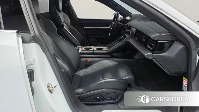 Porsche Taycan id 4942777 из Кореи 18